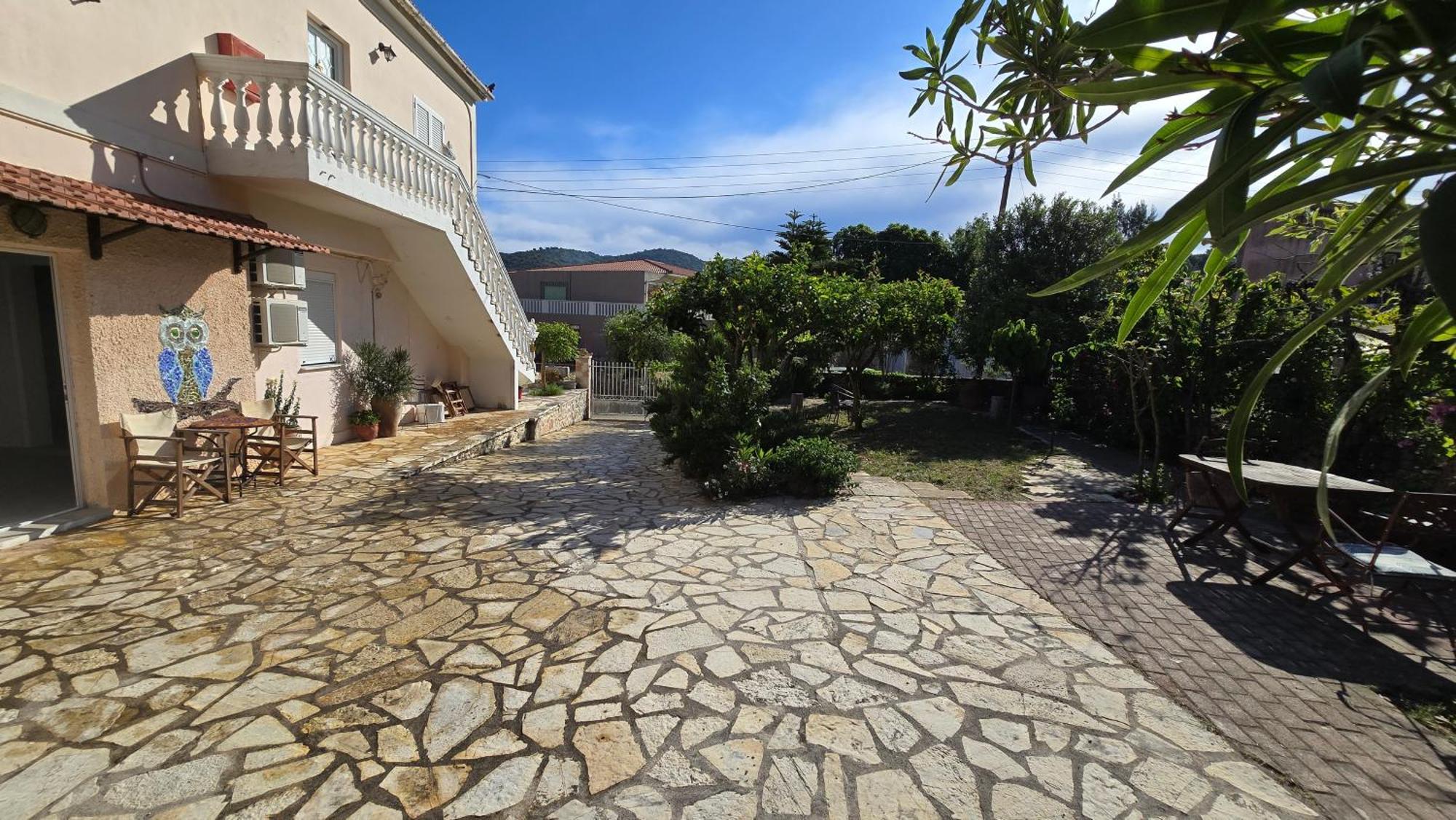 Koukouapartments & Suites Vathy  Buitenkant foto