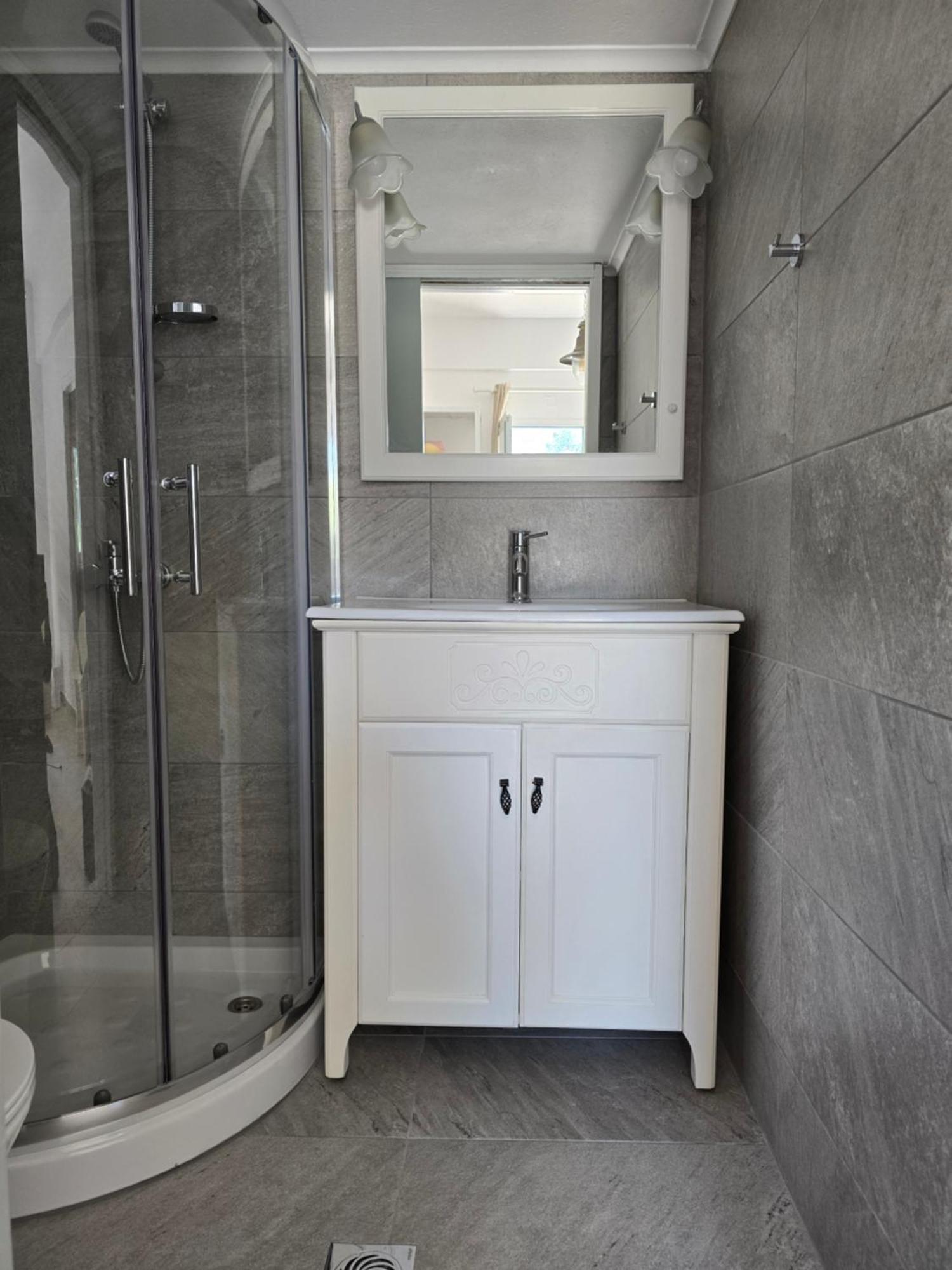 Koukouapartments & Suites Vathy  Buitenkant foto