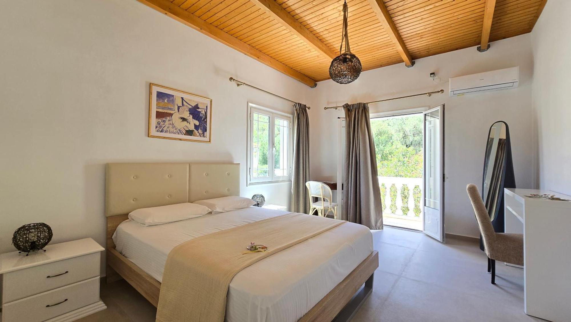 Koukouapartments & Suites Vathy  Buitenkant foto